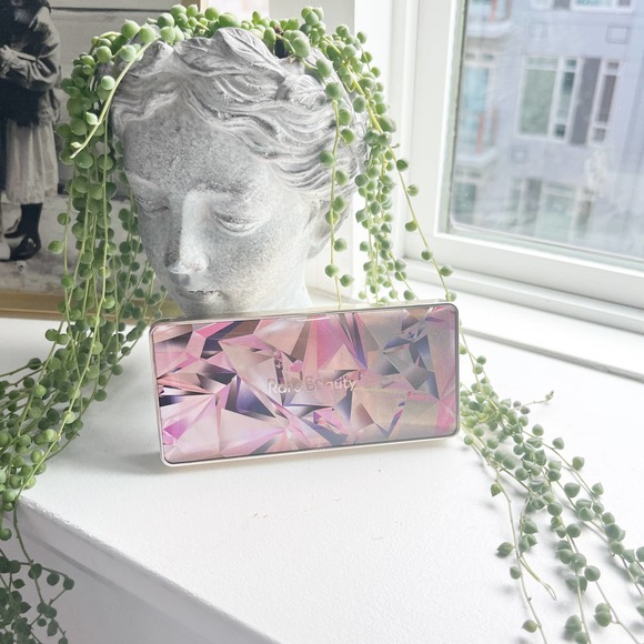 Rare Beauty Other - NEW Rare Beauty Magnetic Spirit Eyeshadow Palette